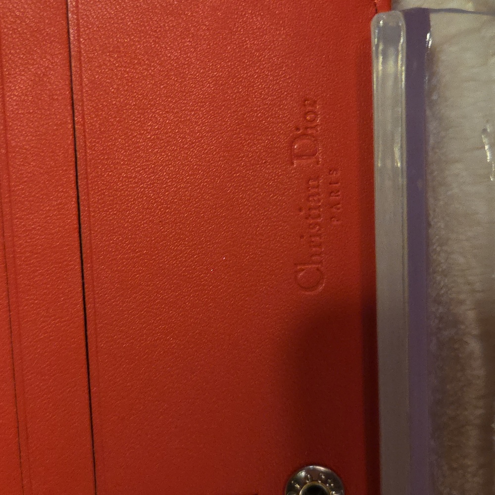 Dior Coral‎ Quilted Wallet - Picture 4 of 9